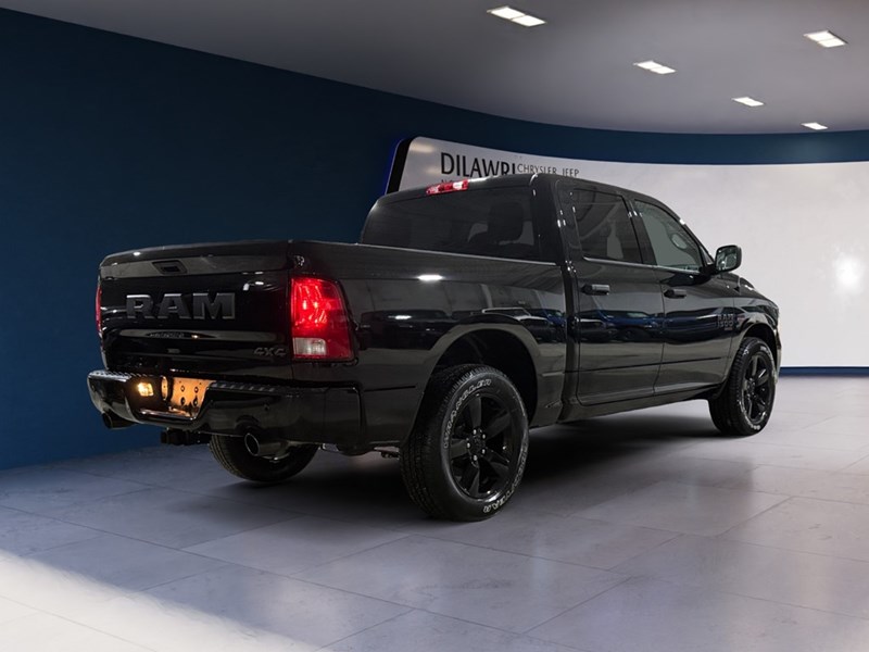 2022 RAM 1500 Classic Tradesman 4x4 Crew Cab 5'7" Box