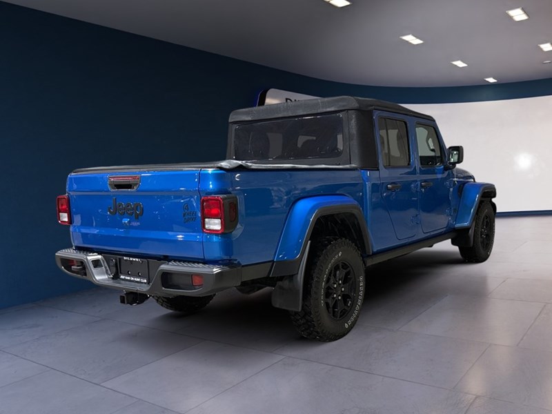 2022 Jeep Gladiator Willys 4x4