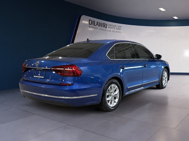 2017 Volkswagen Passat 4dr Sdn 1.8 TSI Auto Trendline+