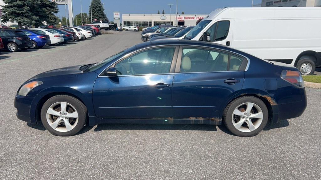 2007 Nissan Altima 4dr Sdn V6 CVT 3.5 SE