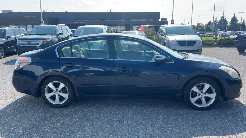 2007 Nissan Altima 4dr Sdn V6 CVT 3.5 SE