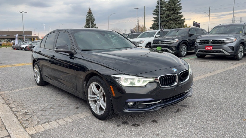 2018 BMW 330 330i xDrive Sedan