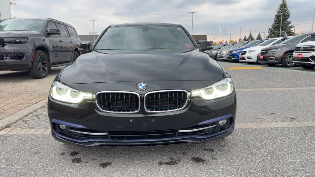 2018 BMW 330 330i xDrive Sedan