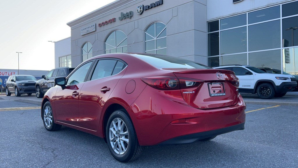 2018 Mazda Mazda3 SE Auto