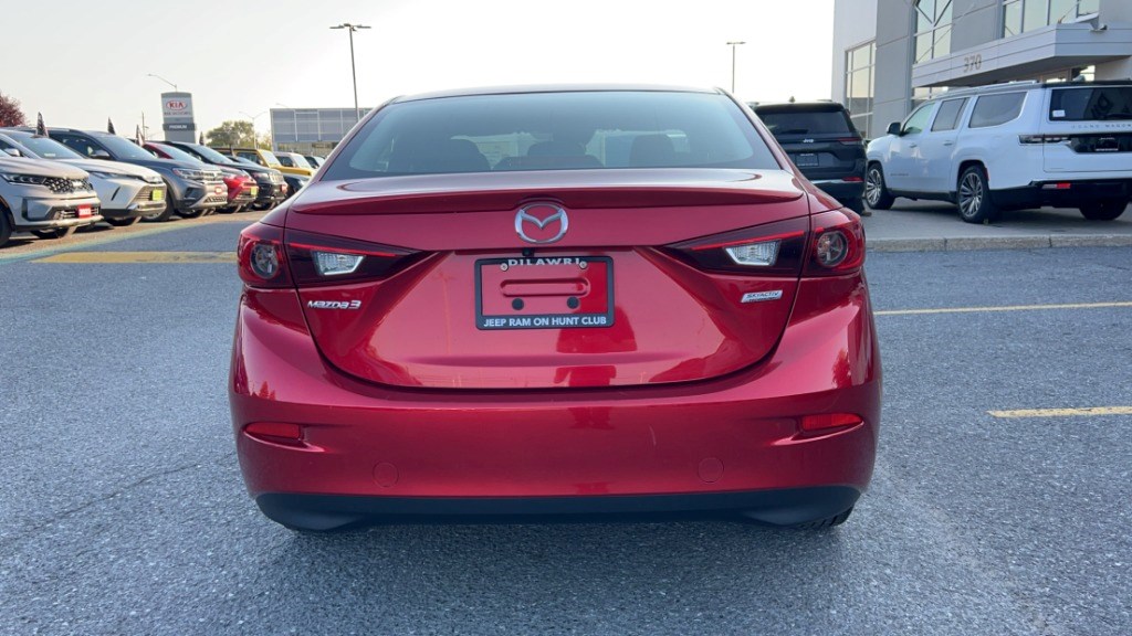 2018 Mazda Mazda3 SE Auto