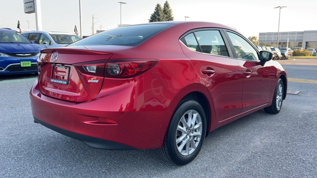 2018 Mazda Mazda3 SE Auto