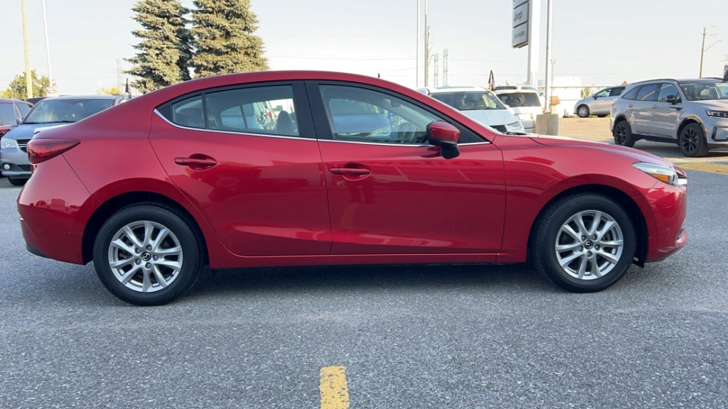 2018 Mazda Mazda3 SE Auto