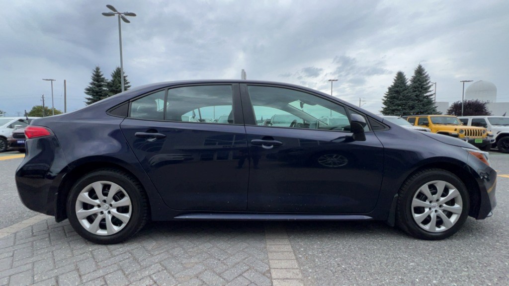 2020 Toyota Corolla LE CVT