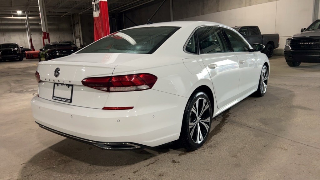 2020 Volkswagen Passat Execline Auto