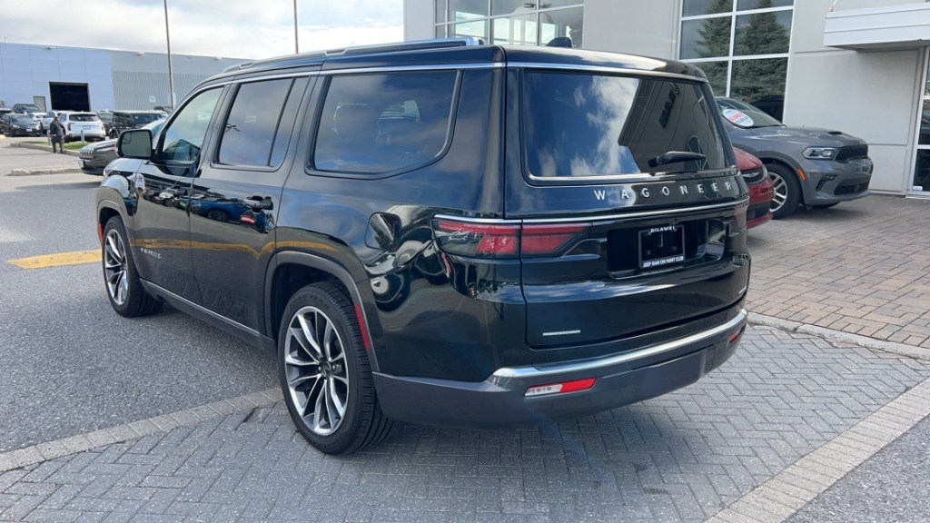 2022 Jeep Wagoneer Series III 4x4