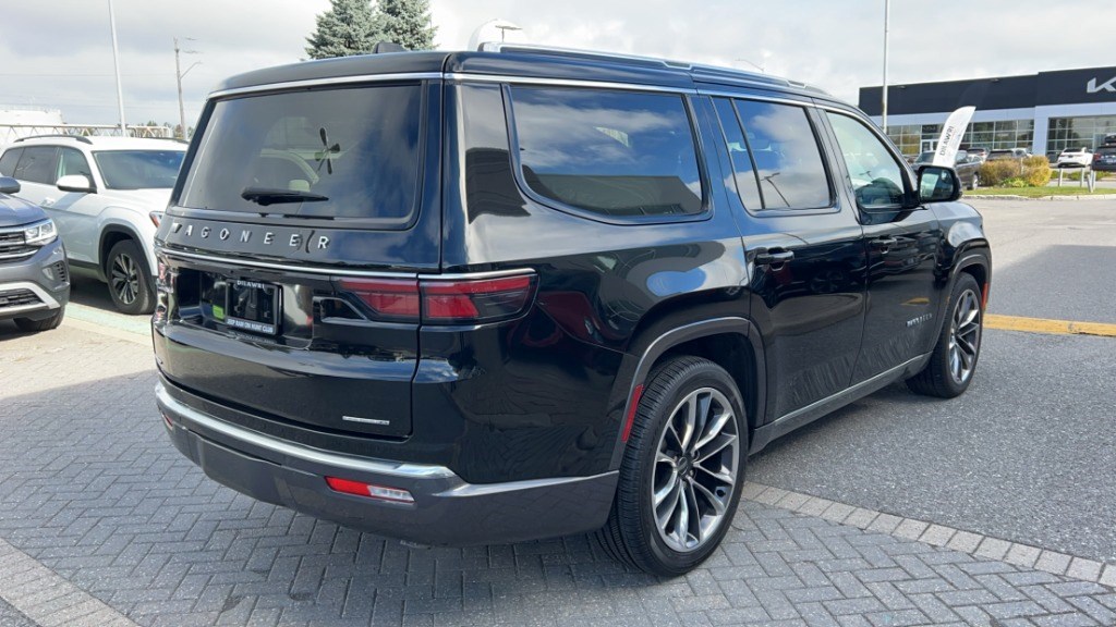 2022 Jeep Wagoneer Series III 4x4