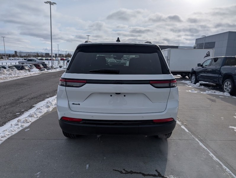 2024 Jeep Grand Cherokee Altitude 4x4