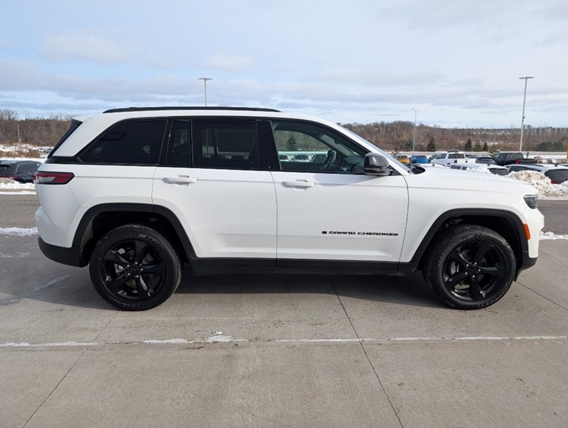 2024 Jeep Grand Cherokee Altitude 4x4