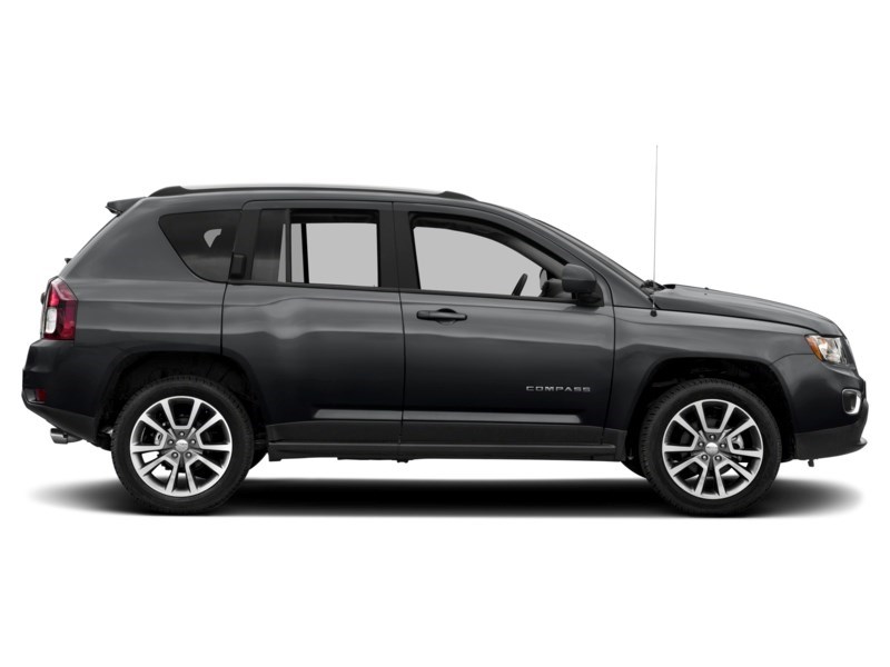 2016 Jeep Compass 4WD 4dr 75th Anniversary Exterior Shot 11